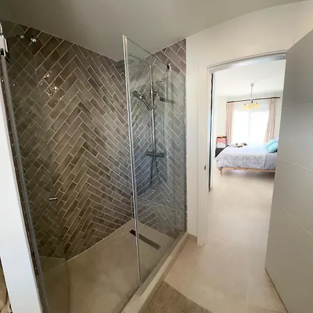 Apartamento Front With Stunning Sea Views *