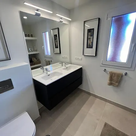 Front With Stunning Sea Views Apartamento *