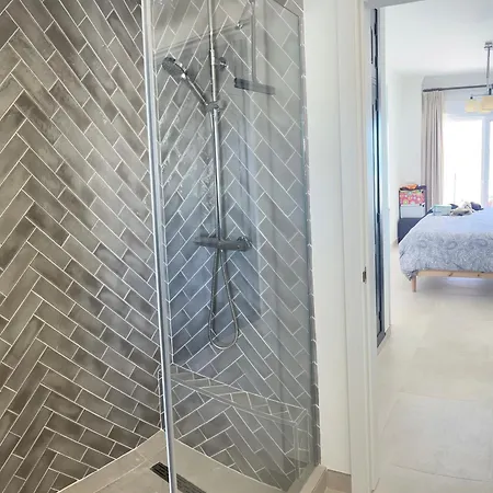 Front With Stunning Sea Views Apartment Estepona