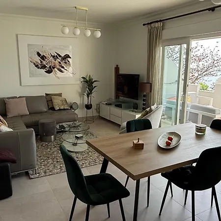Apartamento Front With Stunning Sea Views